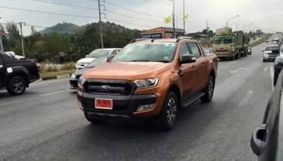 Wajah Ford Ranger Wildtrak Facelift 2015 Tertangkap Kamera Wajah Ford Ranger Wildtrak Facelift 2015 Tertangkap Kamera