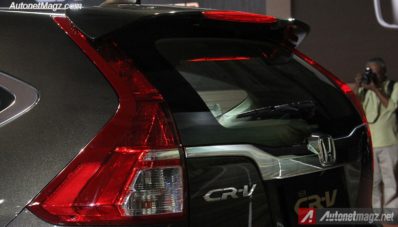 First Impression Review Honda CRV Facelift 2015 Indonesia - AutonetMagz