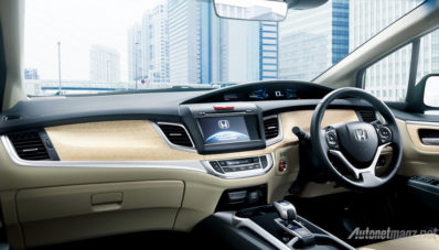 Honda Jade, Mobil Keluarga Keren dengan 6 Tempat Duduk
