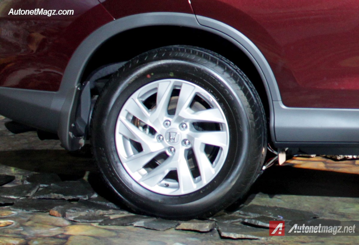 Honda, Velg-Honda-CRV-17-inchi: First Impression Review Honda CRV Facelift 2015 Indonesia