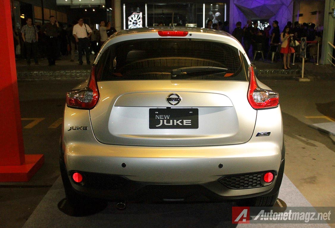 Mobil Baru, Bumper belakang baru New Nissan Juke facelift 2015: First Impression Review Nissan Juke Facelift 2015 dan Juke Revolt oleh AutonetMagz