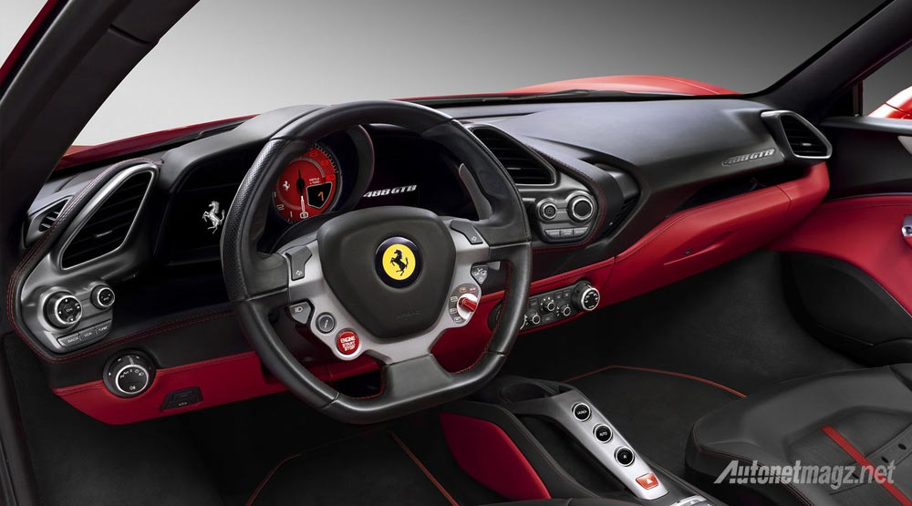 Berita, Interior-Ferrari-488-GTB: Ferrari 488 GTB Kombinasikan Gaya Mesin F40 dan Rupa 458 Italia