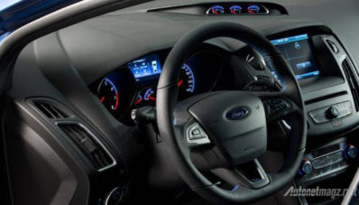 Ford Focus RS Terbaru Makin Beringas dengan Tenaga 330 HP dan Penggerak AWD