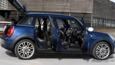 MINI Cooper 5 Pintu Hadir di Indonesia Rabu Depan MINI Cooper 5 Pintu Hadir di Indonesia Rabu Depan