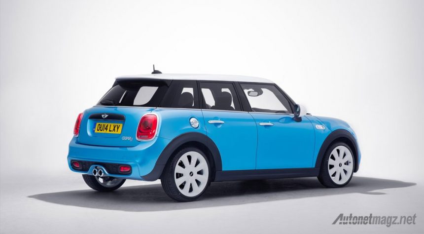 MINI Cooper 5 Pintu Hadir di Indonesia Rabu Depan MINI Cooper 5 Pintu Hadir di Indonesia Rabu Depan