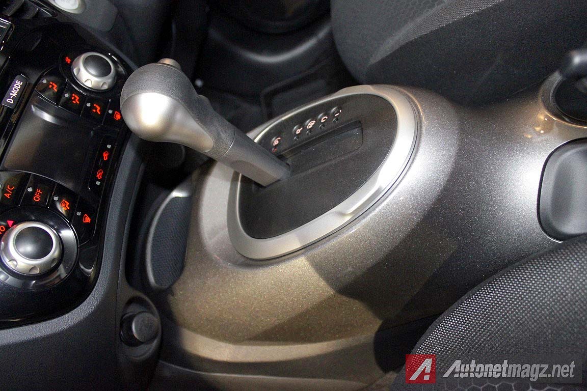 Mobil Baru, Transmisi XTRONIC CVT Nissan Juke facelift baru 2015: First Impression Review Nissan Juke Facelift 2015 dan Juke Revolt oleh AutonetMagz