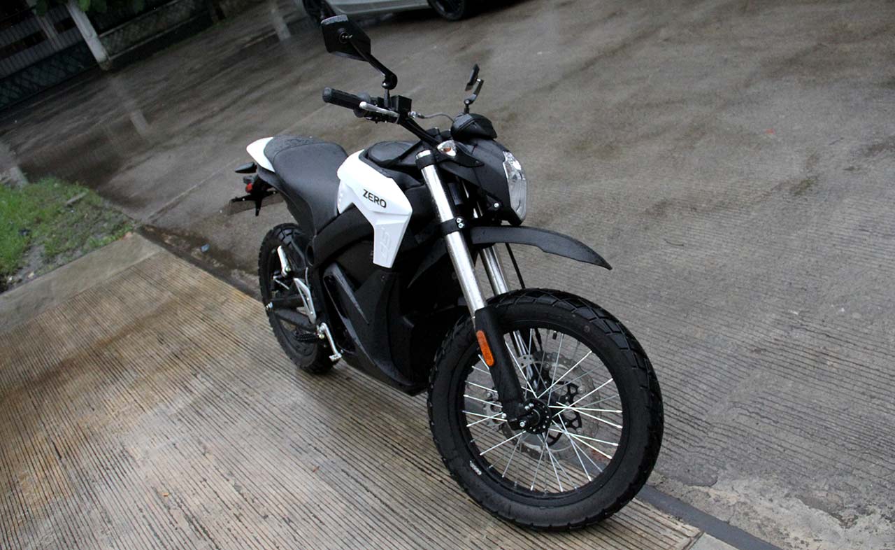 Motor Baru, Zero-DS-Motor-Listrik-di-Indonesia: Test Ride Zero DS Indonesia: Ternyata Asik Juga!