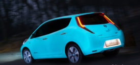 Nissan-Leaf-glow-in-the-dark
