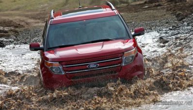 Ford Siap Siaga Bereskan Mobil Konsumennya yang Bermasalah Akibat Banjir Ford Siap Siaga Bereskan Mobil Konsumennya yang Bermasalah Akibat Banjir
