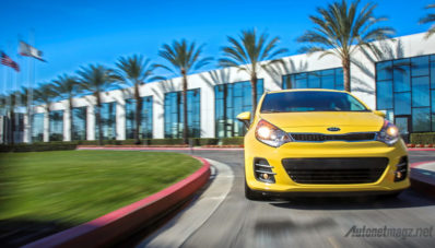 KIA Rio Facelift 2016 Versi Amerika Ternyata Beda dengan Versi Eropa KIA Rio Facelift 2016 Versi Amerika Ternyata Beda dengan Versi Eropa