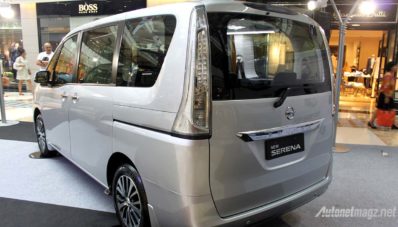 First Impression Review Nissan Serena Facelift 2015 oleh AutonetMagz First Impression Review Nissan Serena Facelift 2015 oleh AutonetMagz