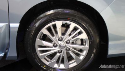 First Impression Review Nissan Serena Facelift 2015 oleh AutonetMagz First Impression Review Nissan Serena Facelift 2015 oleh AutonetMagz