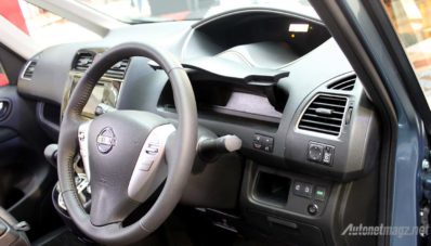 First Impression Review Nissan Serena Facelift 2015 oleh AutonetMagz First Impression Review Nissan Serena Facelift 2015 oleh AutonetMagz