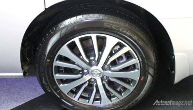 First Impression Review Nissan Serena Facelift 2015 oleh AutonetMagz First Impression Review Nissan Serena Facelift 2015 oleh AutonetMagz