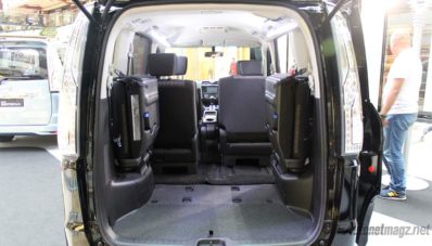 First Impression Review Nissan Serena Facelift 2015 oleh AutonetMagz First Impression Review Nissan Serena Facelift 2015 oleh AutonetMagz