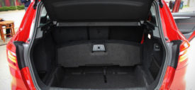 headrest-BMW-218i-Active-Tourer