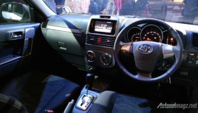 First Impression Review Toyota Rush Facelift 2015 oleh AutonetMagz First Impression Review Toyota Rush Facelift 2015 oleh AutonetMagz