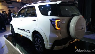 First Impression Review Toyota Rush Facelift 2015 oleh AutonetMagz First Impression Review Toyota Rush Facelift 2015 oleh AutonetMagz