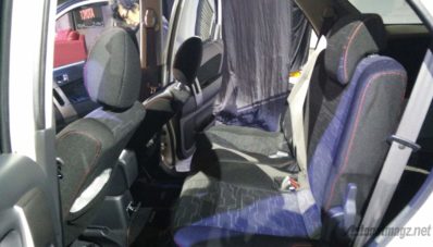 First Impression Review Toyota Rush Facelift 2015 oleh AutonetMagz First Impression Review Toyota Rush Facelift 2015 oleh AutonetMagz
