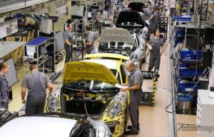 Pecahkan Rekor Kesuksesan Penjualan, Karyawan Porsche Dapat Bonus 122 Juta!