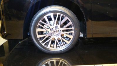 First Impression Review Toyota Alphard dan Vellfire 2015 First Impression Review Toyota Alphard dan Vellfire 2015