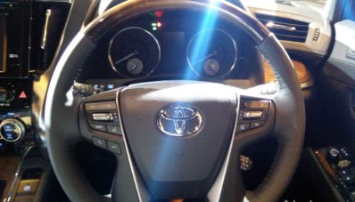 First Impression Review Toyota Alphard dan Vellfire 2015 First Impression Review Toyota Alphard dan Vellfire 2015