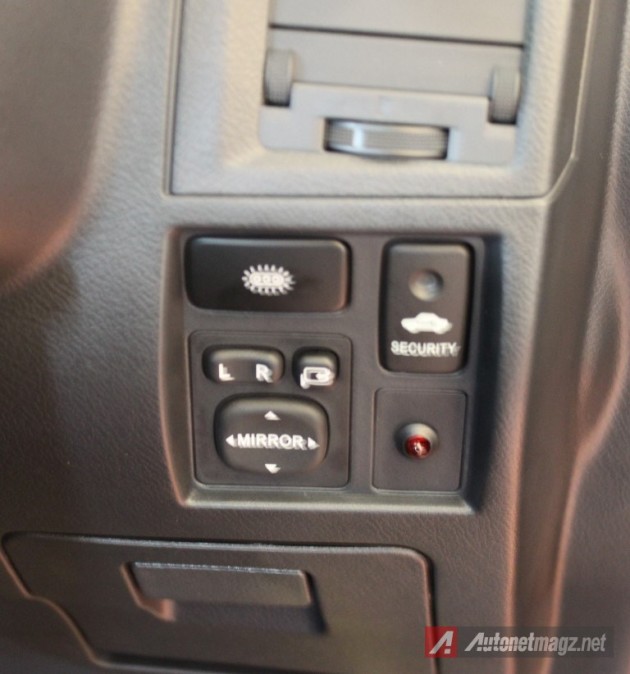 Berita, tombol daihatsu terios facelift: First Impression Review Daihatsu Terios Facelift 2015 oleh AutonetMagz