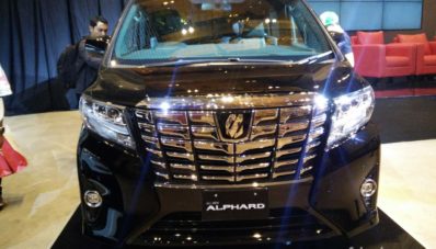 First Impression Review Toyota Alphard dan Vellfire 2015 First Impression Review Toyota Alphard dan Vellfire 2015