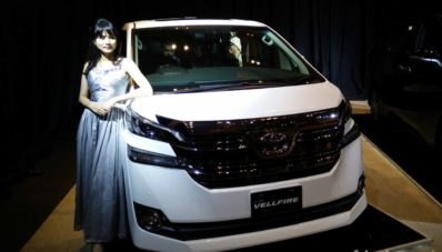 First Impression Review Toyota Alphard dan Vellfire 2015 First Impression Review Toyota Alphard dan Vellfire 2015