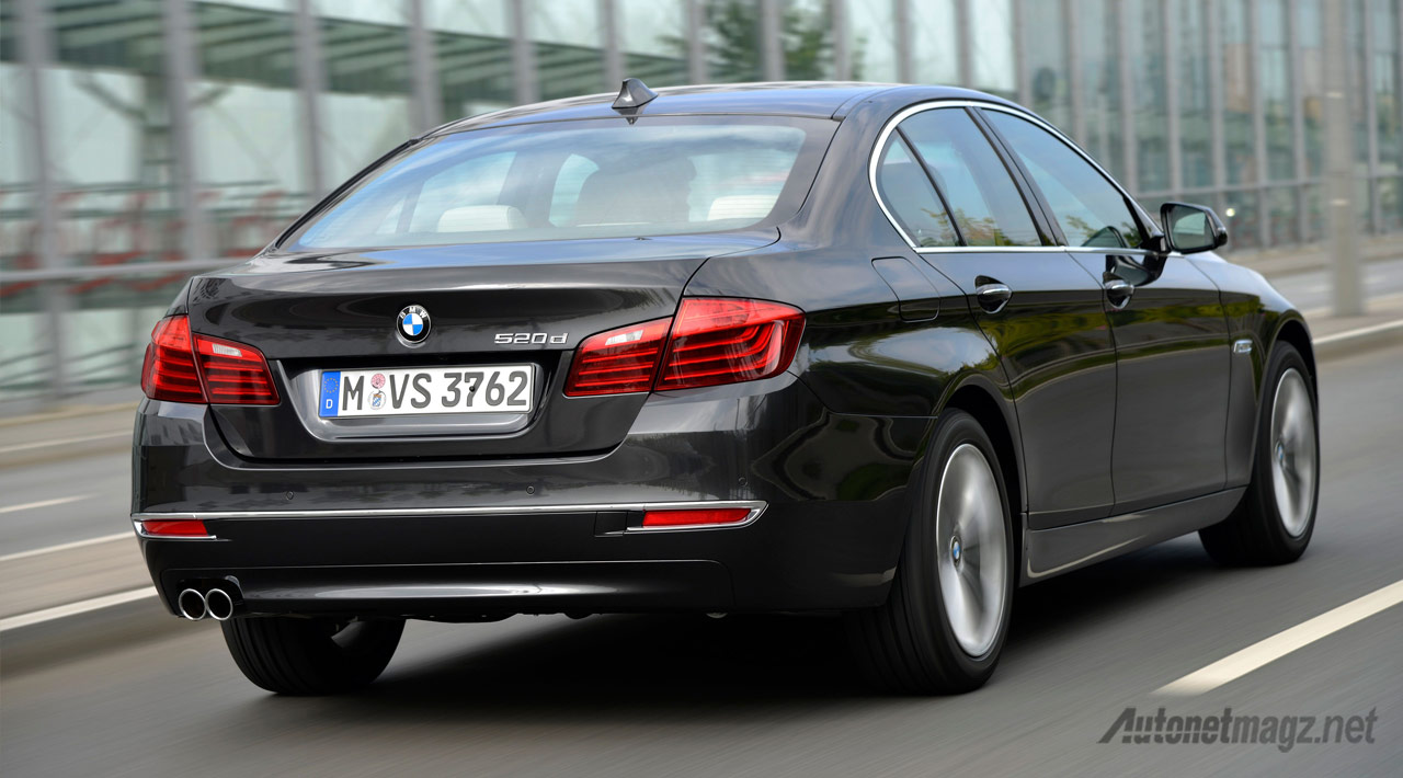 Berita, BMW-520d-luxury-belakang: BMW 520d Kini Makin Powerful dan Irit Hingga 24 Kilometer Per Liter!