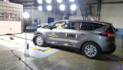 Tes Tabrak Euro NCAP : Suzuki Vitara dan Renault Espace 5 Bintang, Mazda 2 dan Fiat 500X 4 Bintang