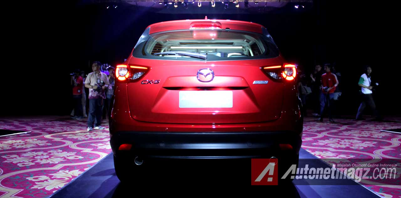 Mazda, mazda-cx-5-facelift-belakang: First Impression Review Mazda CX-5 Facelift 2015