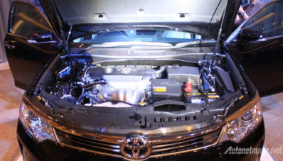 First Impression Review Toyota Camry Facelift 2015 oleh AutonetMagz First Impression Review Toyota Camry Facelift 2015 oleh AutonetMagz