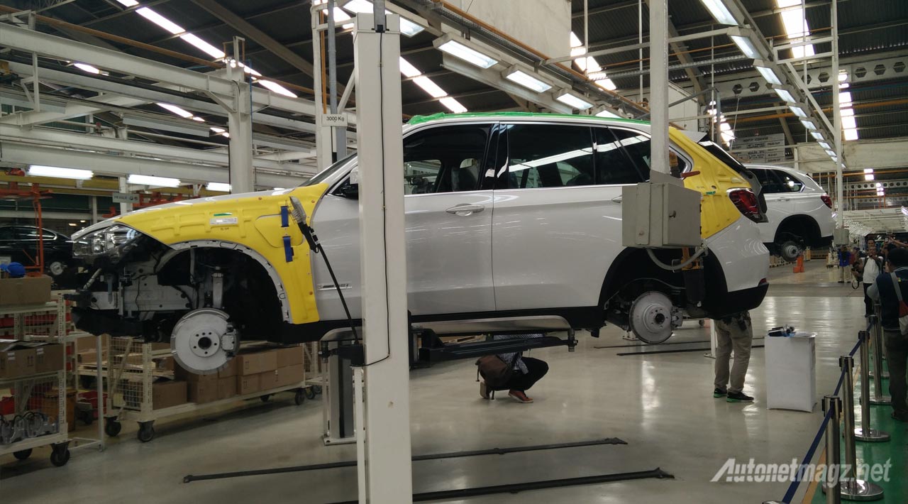 Berita, produksi-bmw-x5-diesel: BMW X5 Advanced Diesel Dirakit di Indonesia