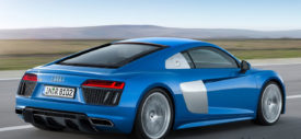 Audi-R8-V10-Plus
