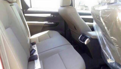 Yuk Simak Foto dan Fitur Toyota Hilux 2015 Baru, Komplit Lho! Yuk Simak Foto dan Fitur Toyota Hilux 2015 Baru, Komplit Lho!