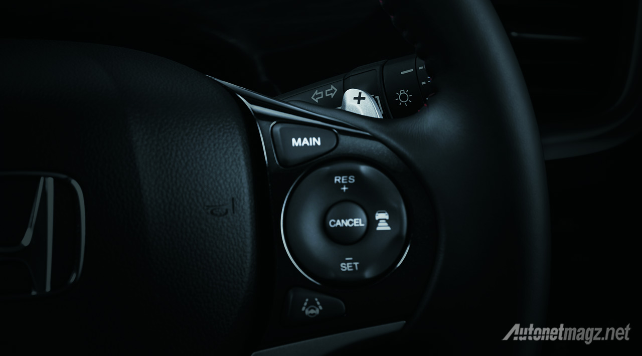 Berita, cruise-control-honda-jade-rs: Honda Jade RS Pakai Mesin VTEC Turbo, Makin Sporty dan Dinamis!