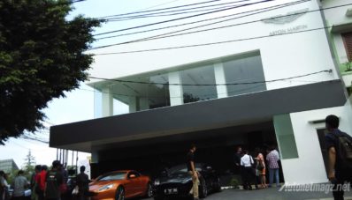 Aston Martin Resmikan Showroom dan Service Center Pertamanya di Indonesia Aston Martin Resmikan Showroom dan Service Center Pertamanya di Indonesia