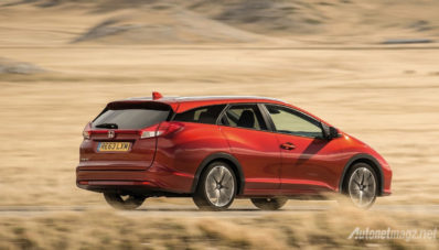 Honda Civic Tourer Dites Keliling 24 Negara di Eropa untuk Mencatat Rekor Guiness