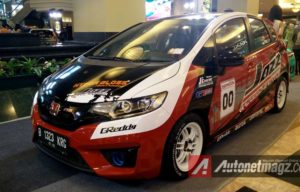 Galeri Foto Mobil Modifikasi Honda Jazz Tuning Contest 2015 Galeri Foto Mobil Modifikasi Honda Jazz Tuning Contest 2015