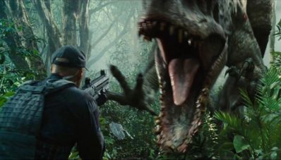 Mercedes-Benz GLE Coupe Jadi Bintang di Film Jurassic World, Tayang Bulan Depan di Bioskop! Mercedes-Benz GLE Coupe Jadi Bintang di Film Jurassic World, Tayang Bulan Depan di Bioskop!