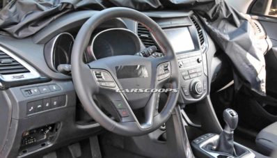 Sosok Hyundai Santa Fe Facelift 2016 Tertangkap Kamera Tanpa Penyamaran Sosok Hyundai Santa Fe Facelift 2016 Tertangkap Kamera Tanpa Penyamaran