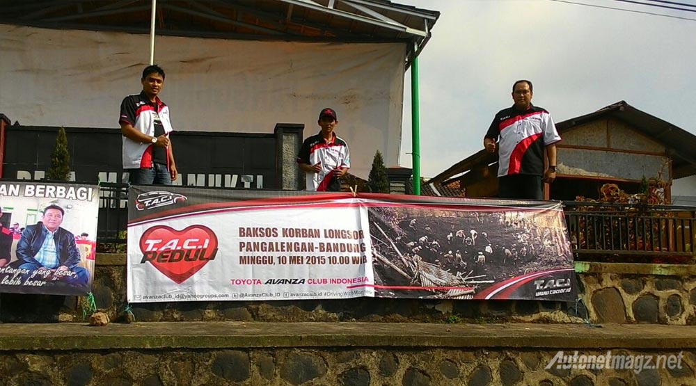 Berita, spanduk-baksos-taci: Toyota Avanza Club Indonesia Baksos Korban Bencana Tanah Longsor di Pangalengan