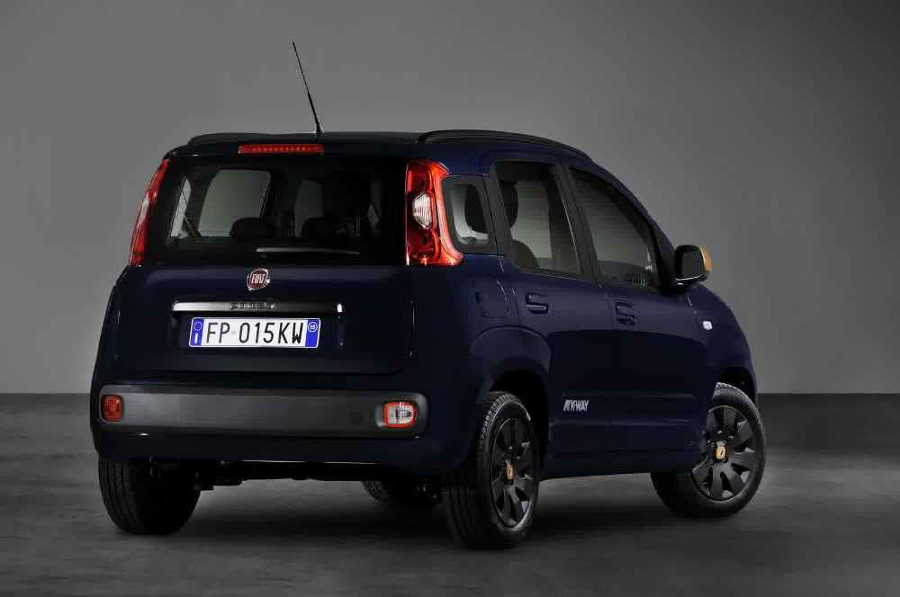 Berita, Fiat-Panda-K-Way-stoplamp: Fiat Panda K-Way Special Edition Hadir Bagi Pecinta Personal Car