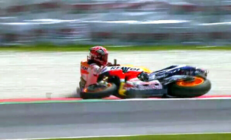 Marc Marquez Jatuh di MotoGP Mugello 2015 Crash