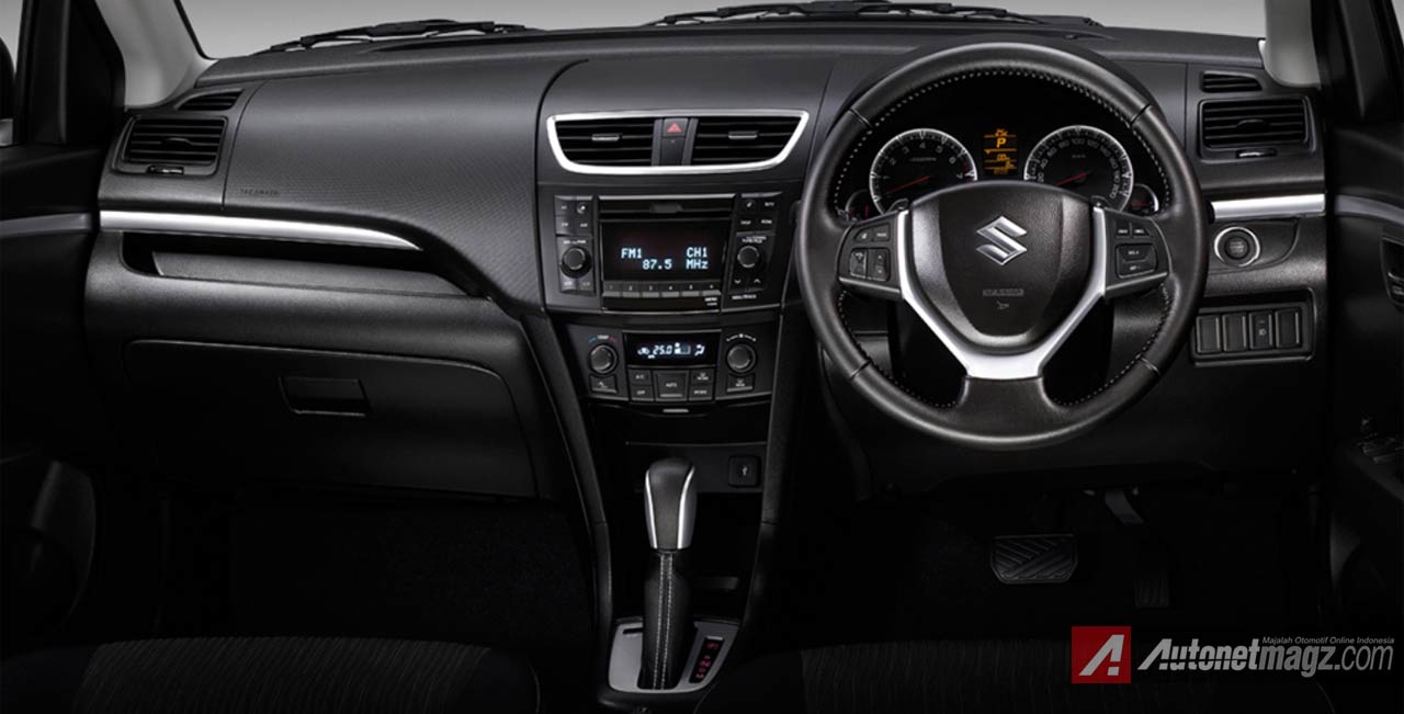 Mobil Baru, SuzukI-Swift-GS-Interior-Black-Accent: Suzuki Swift GS Akan Meluncur di PRJ Bersamaan Dengan Celerio!