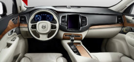 Volvo-XC90-interior-control-console