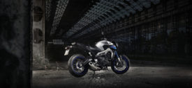 Yamaha-MT-09-Race-Blue