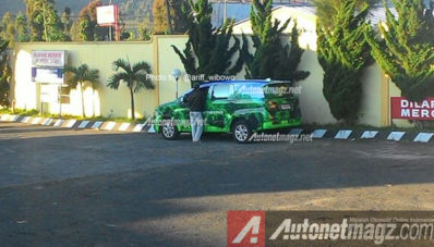 Spy Shot : All New Toyota Innova 2015 Sedang Dites di Indonesia, Kamuflasenya Unik! Spy Shot : All New Toyota Innova 2015 Sedang Dites di Indonesia, Kamuflasenya Unik!