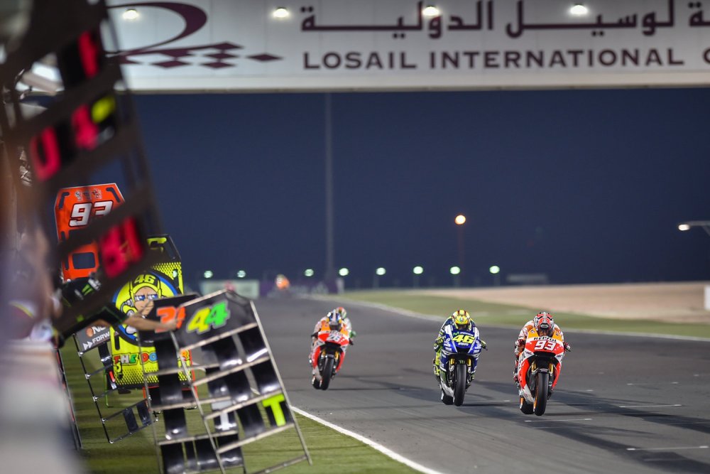 Berita, motogp-qatar-2015-event-race: MotoGP Losail Qatar Akan Terus Digelar Hingga 2026